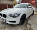 Белый БМВ 1 Серия, объемом двигателя 2 л и пробегом 302 тыс. км за 9500 $, фото 1 на Automoto.ua