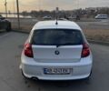 Білий БМВ 1 Серія, об'ємом двигуна 2 л та пробігом 237 тис. км за 9000 $, фото 5 на Automoto.ua