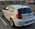 Белый БМВ 1 Серия, объемом двигателя 2 л и пробегом 237 тыс. км за 9300 $, фото 5 на Automoto.ua