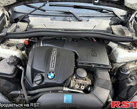 Белый БМВ 1 Серия, объемом двигателя 3 л и пробегом 170 тыс. км за 11500 $, фото 3 на Automoto.ua