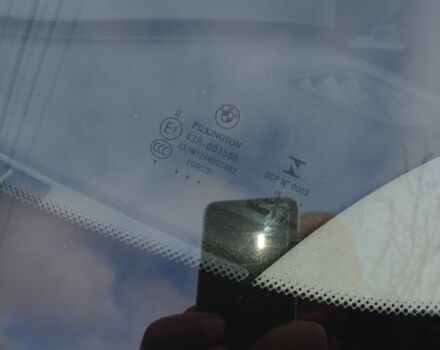 Білий БМВ 1 Серія, об'ємом двигуна 2 л та пробігом 240 тис. км за 14500 $, фото 6 на Automoto.ua