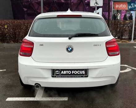 Белый БМВ 1 Серия, объемом двигателя 1.6 л и пробегом 100 тыс. км за 11490 $, фото 5 на Automoto.ua