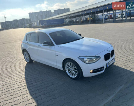 Белый БМВ 1 Серия, объемом двигателя 2 л и пробегом 136 тыс. км за 13200 $, фото 2 на Automoto.ua