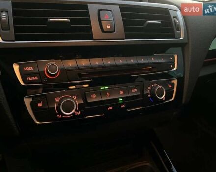Білий БМВ 1 Серія, об'ємом двигуна 2 л та пробігом 59 тис. км за 15900 $, фото 16 на Automoto.ua