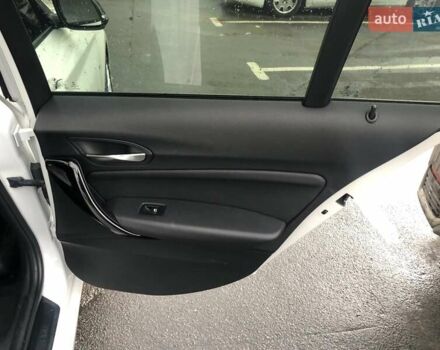 Белый БМВ 1 Серия, объемом двигателя 2 л и пробегом 67 тыс. км за 15300 $, фото 24 на Automoto.ua