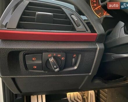 Білий БМВ 1 Серія, об'ємом двигуна 2 л та пробігом 59 тис. км за 15900 $, фото 12 на Automoto.ua