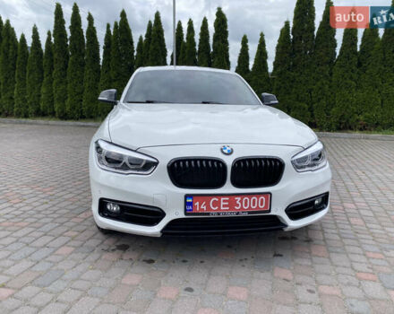 Белый БМВ 1 Серия, объемом двигателя 2 л и пробегом 145 тыс. км за 15000 $, фото 1 на Automoto.ua