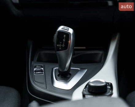 Белый БМВ 1 Серия, объемом двигателя 1.5 л и пробегом 89 тыс. км за 14800 $, фото 33 на Automoto.ua