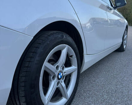 Белый БМВ 1 Серия, объемом двигателя 1.5 л и пробегом 217 тыс. км за 12800 $, фото 9 на Automoto.ua