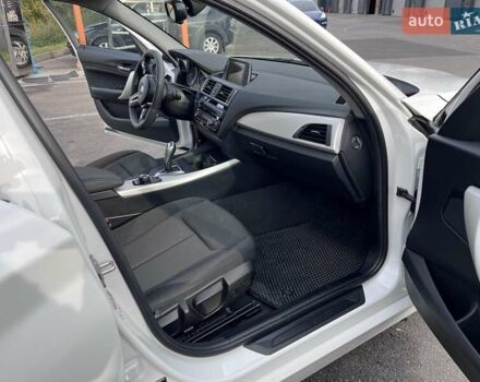 Белый БМВ 1 Серия, объемом двигателя 1.5 л и пробегом 60 тыс. км за 17500 $, фото 22 на Automoto.ua