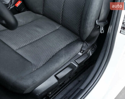 Белый БМВ 1 Серия, объемом двигателя 1.5 л и пробегом 89 тыс. км за 14800 $, фото 31 на Automoto.ua