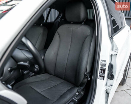 Белый БМВ 1 Серия, объемом двигателя 1.5 л и пробегом 89 тыс. км за 14800 $, фото 32 на Automoto.ua