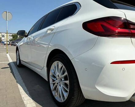 Белый БМВ 1 Серия, объемом двигателя 2 л и пробегом 38 тыс. км за 23100 $, фото 4 на Automoto.ua