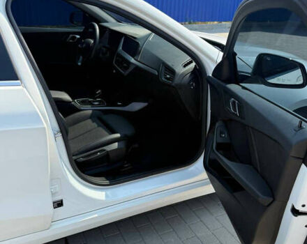 Белый БМВ 1 Серия, объемом двигателя 2 л и пробегом 38 тыс. км за 23100 $, фото 10 на Automoto.ua