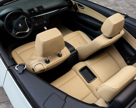 Білий БМВ 1 Серія, об'ємом двигуна 3 л та пробігом 24 тис. км за 13700 $, фото 13 на Automoto.ua