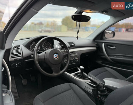 Белый БМВ 1 Серия, объемом двигателя 2 л и пробегом 190 тыс. км за 5899 $, фото 6 на Automoto.ua