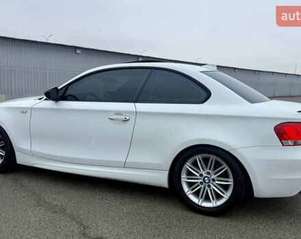 Белый БМВ 1 Серия, объемом двигателя 3 л и пробегом 136 тыс. км за 9300 $, фото 11 на Automoto.ua
