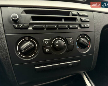 Белый БМВ 1 Серия, объемом двигателя 2 л и пробегом 190 тыс. км за 5899 $, фото 11 на Automoto.ua