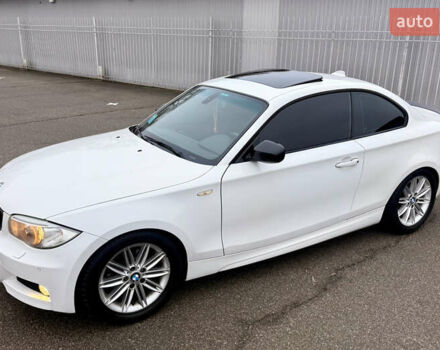 Белый БМВ 1 Серия, объемом двигателя 3 л и пробегом 136 тыс. км за 9300 $, фото 23 на Automoto.ua