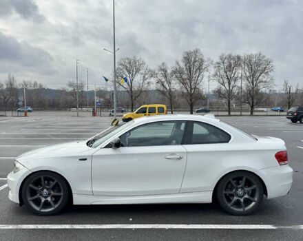 Білий БМВ 1 Серія, об'ємом двигуна 2.98 л та пробігом 211 тис. км за 10700 $, фото 6 на Automoto.ua