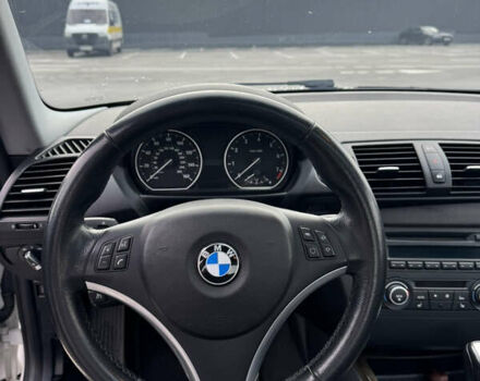 Білий БМВ 1 Серія, об'ємом двигуна 2.98 л та пробігом 211 тис. км за 10700 $, фото 8 на Automoto.ua