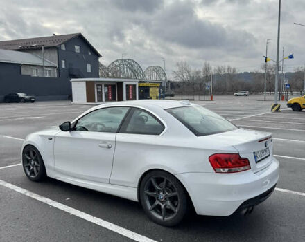 Білий БМВ 1 Серія, об'ємом двигуна 2.98 л та пробігом 211 тис. км за 10700 $, фото 5 на Automoto.ua