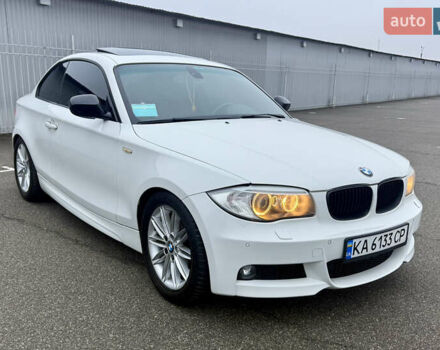 Белый БМВ 1 Серия, объемом двигателя 3 л и пробегом 136 тыс. км за 9300 $, фото 21 на Automoto.ua