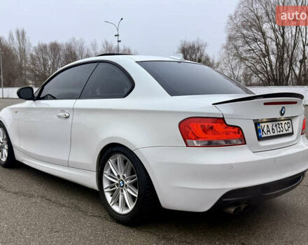 Белый БМВ 1 Серия, объемом двигателя 3 л и пробегом 136 тыс. км за 9300 $, фото 24 на Automoto.ua