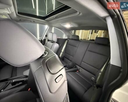 Белый БМВ 1 Серия, объемом двигателя 2 л и пробегом 90 тыс. км за 19990 $, фото 65 на Automoto.ua