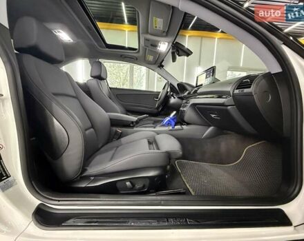 Белый БМВ 1 Серия, объемом двигателя 2 л и пробегом 90 тыс. км за 19990 $, фото 57 на Automoto.ua