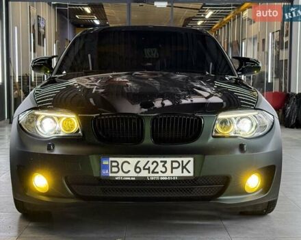 Белый БМВ 1 Серия, объемом двигателя 2 л и пробегом 90 тыс. км за 19990 $, фото 12 на Automoto.ua