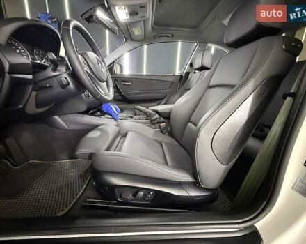 Белый БМВ 1 Серия, объемом двигателя 2 л и пробегом 90 тыс. км за 19990 $, фото 73 на Automoto.ua