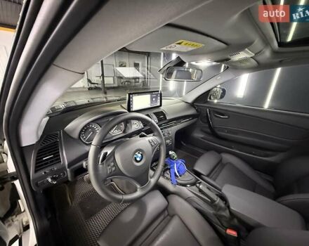 Белый БМВ 1 Серия, объемом двигателя 2 л и пробегом 90 тыс. км за 19990 $, фото 67 на Automoto.ua