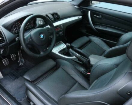 Білий БМВ 1 Серія, об'ємом двигуна 3 л та пробігом 86 тис. км за 4450 $, фото 6 на Automoto.ua