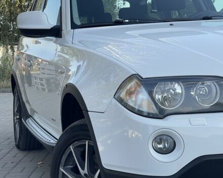 Белый БМВ 1 Серия, объемом двигателя 2 л и пробегом 319 тыс. км за 11000 $, фото 1 на Automoto.ua