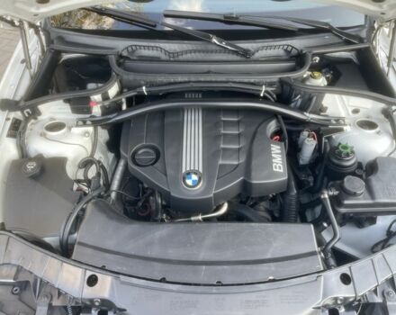 Белый БМВ 1 Серия, объемом двигателя 2 л и пробегом 319 тыс. км за 11000 $, фото 5 на Automoto.ua