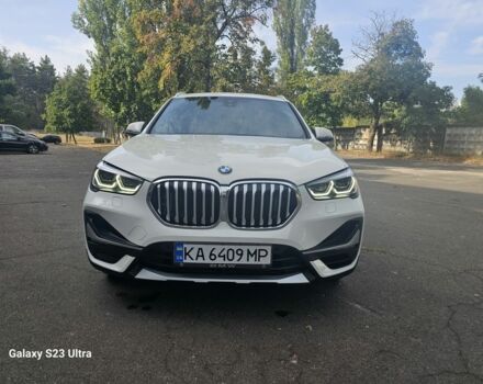 Белый БМВ 1 Серия, объемом двигателя 2 л и пробегом 19 тыс. км за 21999 $, фото 3 на Automoto.ua