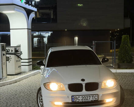 Белый БМВ 1 Серия, объемом двигателя 2 л и пробегом 283 тыс. км за 6300 $, фото 1 на Automoto.ua