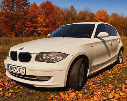 Белый БМВ 1 Серия, объемом двигателя 2 л и пробегом 215 тыс. км за 7500 $, фото 1 на Automoto.ua