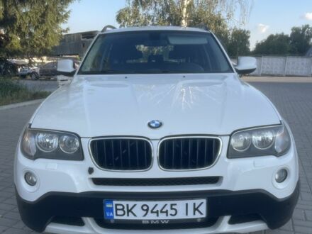 БМВ 1 Серия 2010 в Ровно на Automoto.ua Белый БМВ 1 Серия, объемом двигателя 2 л и пробегом 319 тыс. км за 11000 $, фото 1 на Automoto.ua