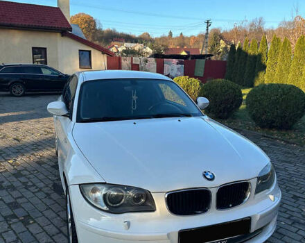 Белый БМВ 1 Серия, объемом двигателя 2 л и пробегом 255 тыс. км за 7150 $, фото 1 на Automoto.ua