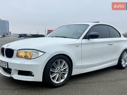 Білий БМВ 1 Серія, об'ємом двигуна 3 л та пробігом 136 тис. км за 9300 $, фото 1 на Automoto.ua