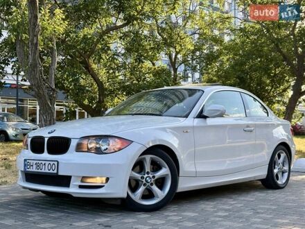 Белый БМВ 1 Серия, объемом двигателя 3 л и пробегом 152 тыс. км за 9999 $, фото 1 на Automoto.ua