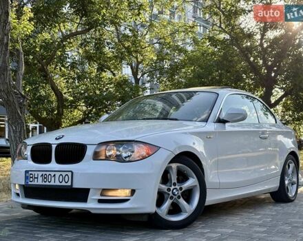 Белый БМВ 1 Серия, объемом двигателя 3 л и пробегом 152 тыс. км за 9999 $, фото 1 на Automoto.ua