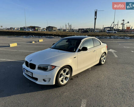 Білий БМВ 1 Серія, об'ємом двигуна 3 л та пробігом 174 тис. км за 13000 $, фото 1 на Automoto.ua