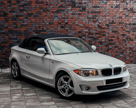 Белый БМВ 1 Серия, объемом двигателя 3 л и пробегом 24 тыс. км за 13700 $, фото 1 на Automoto.ua