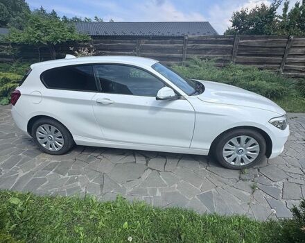 Белый БМВ 1 Серия, объемом двигателя 1.5 л и пробегом 122 тыс. км за 13000 $, фото 1 на Automoto.ua