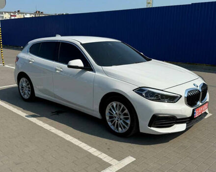 БМВ 1 Серия 2020 в Львове на Automoto.ua Белый БМВ 1 Серия, объемом двигателя 2 л и пробегом 38 тыс. км за 23100 $, фото 1 на Automoto.ua