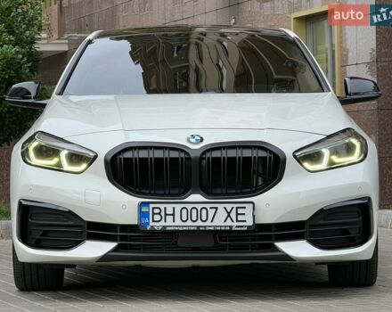 Белый БМВ 1 Серия, объемом двигателя 2 л и пробегом 103 тыс. км за 23800 $, фото 1 на Automoto.ua