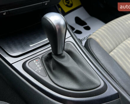 Бежевый БМВ 1 Серия, объемом двигателя 2 л и пробегом 162 тыс. км за 7800 $, фото 14 на Automoto.ua